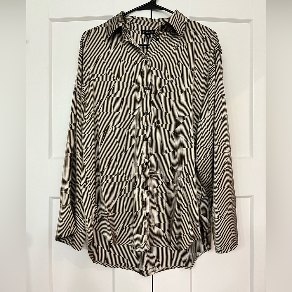 Dynamite Clothing Satin Button Up || SIZE SMALL: NEW WITH TAG